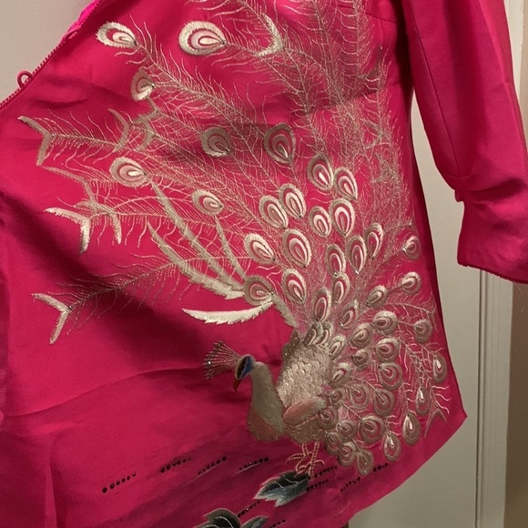 Oriental Mulberry Silk Pink Peacock Embroidered Jacket w Pearl Buttons size S - Picture 8 of 16